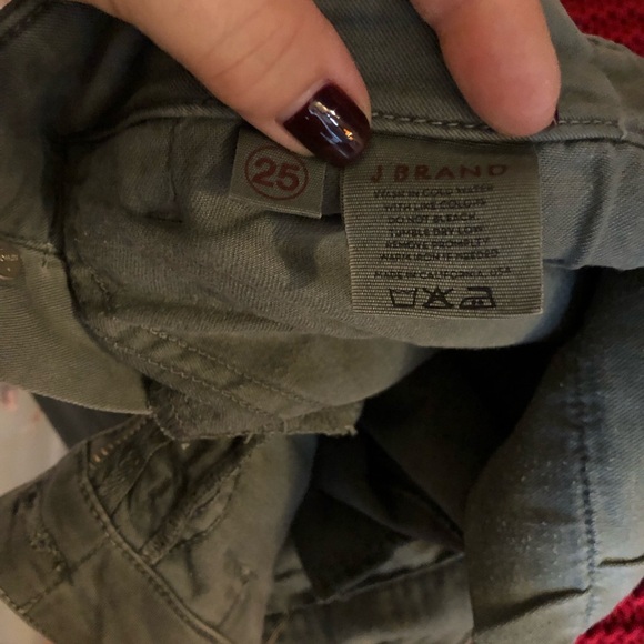 JBrand Houlihan Skinny Cargos. Size 25 - Picture 9 of 9